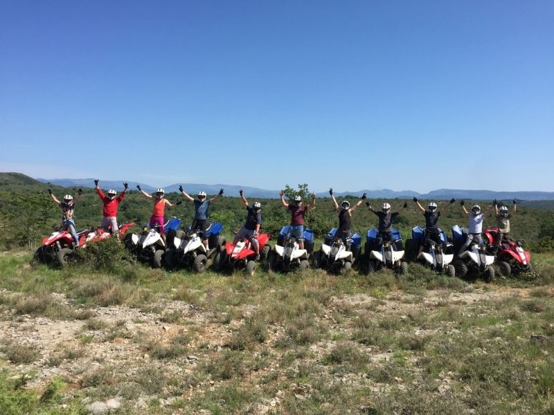 Sortie de groupe en Quad en Ardèche.JPG